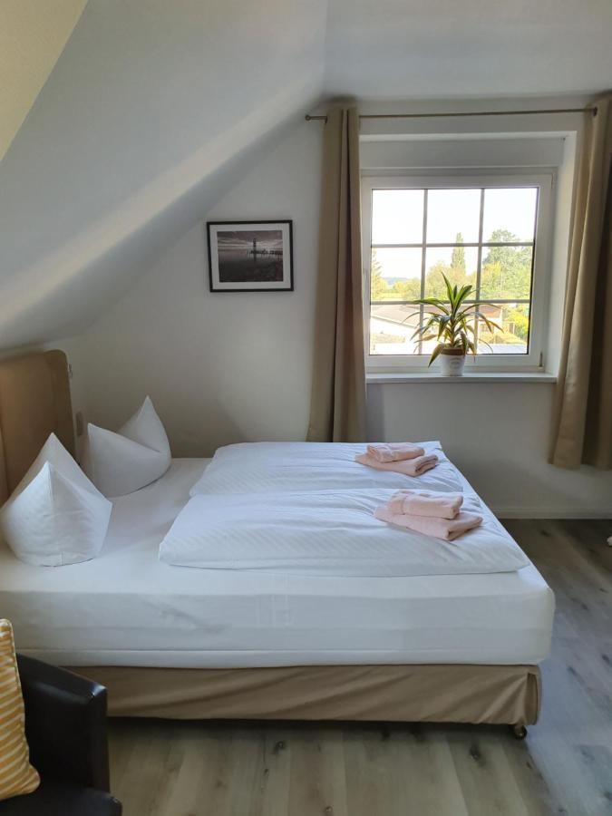 Pension Seeschloesschen Rathenow Room photo